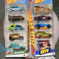 Hot Wheels 10 Car Gift Pack Lot HW Getaways HW City Diecast Cars Mattel New