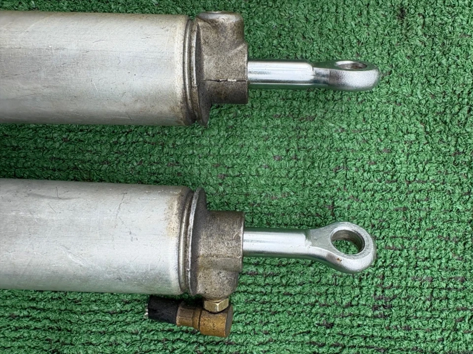 1964 Lincoln Continental convertible top cylinders 64 Foto 4 de 4