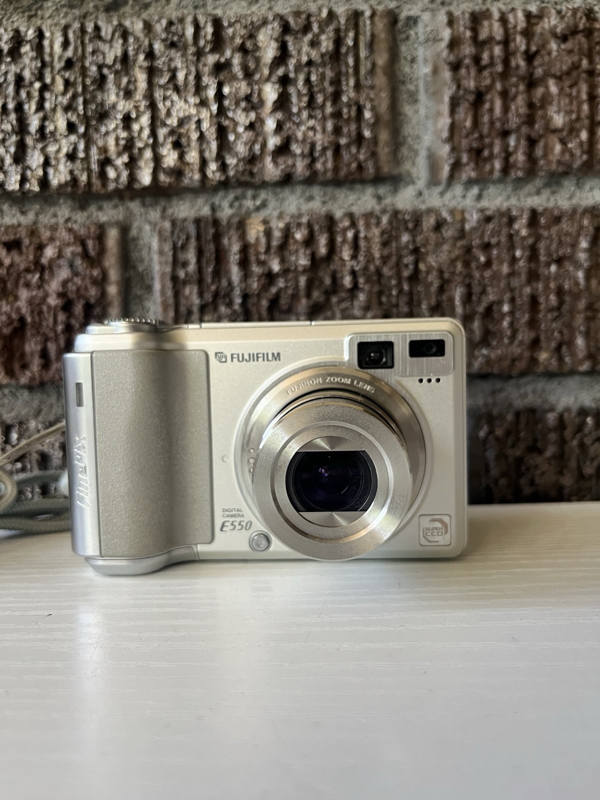 Fuji E550 vintage camera equipment - eBay listing photo 1