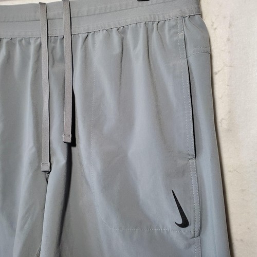 Nike Shorts Mens XL Gray Dri-Fit Standard Fit Athletic Lightweight Training Gym - Picture 4 of 12