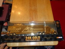 Racing Champions Kellogg's Racing Terry Labonte 24K Gold Transporter w/Car 1:64