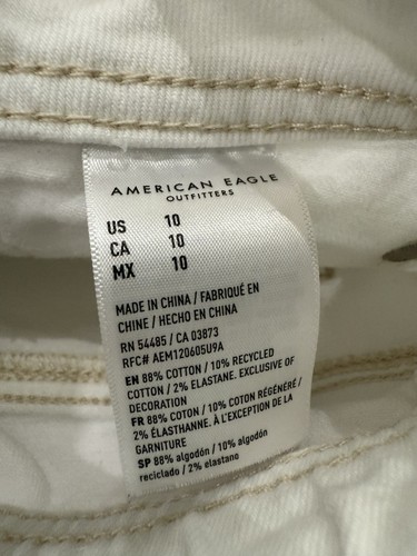 Pantaloncini bianchi American Eagle Dreamy Drape Easy Shortie - cuciture interne 3" - taglia 10 - Foto 4 di 4