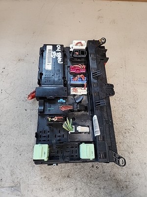 2004 BMW X5 Front Under Dash Interior Cabin Fuse Box Relay Junction 8380409