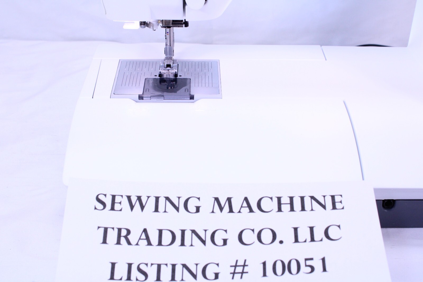 MINT PFAFF CREATIVE VISION SEWING & EMBROIDERY MACHINE SWEDEN MADE 5.5