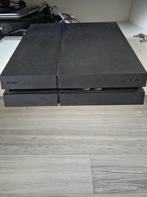 Sony PlayStation 4 500GB Spielkonsole - Schwarz (CUH-1004A)