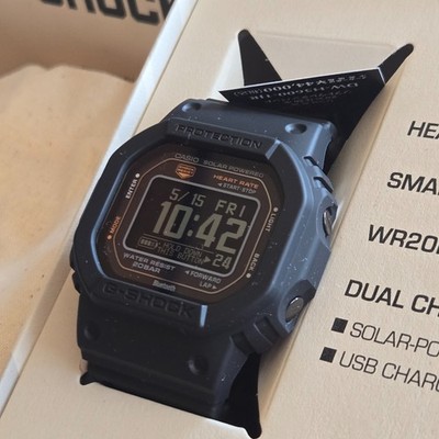 Casio G-SHOCK DW-H5600-1JR G-SQUAD Heart Rate Monitor Bluetooth