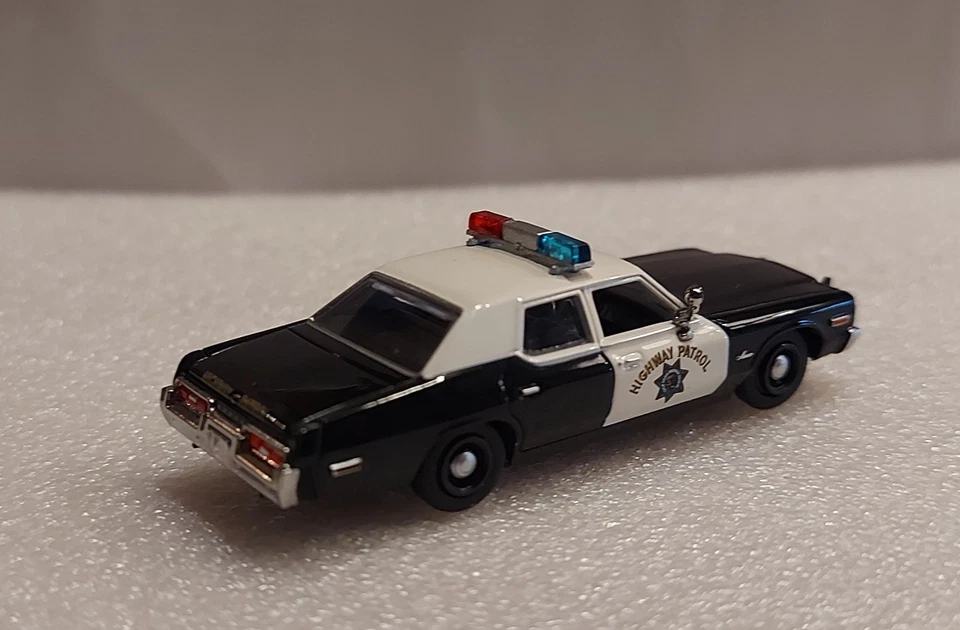 Brekina 18159 Dodge Monaco BJ 1974 California Highway Patrol 1:87 OVP - Bild 3 von 4
