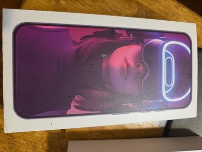 Global Version unlocked Cell phone Powered By Android 