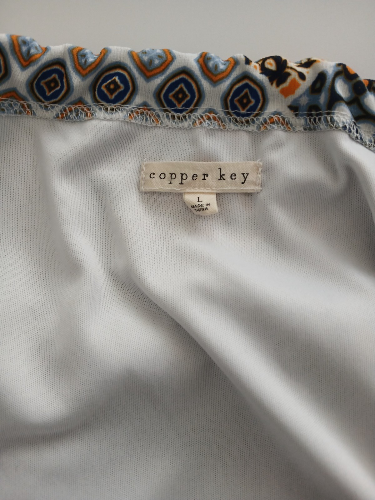 Copper Key Fun Geometric Pattern  Multi-Colored T… - image 4