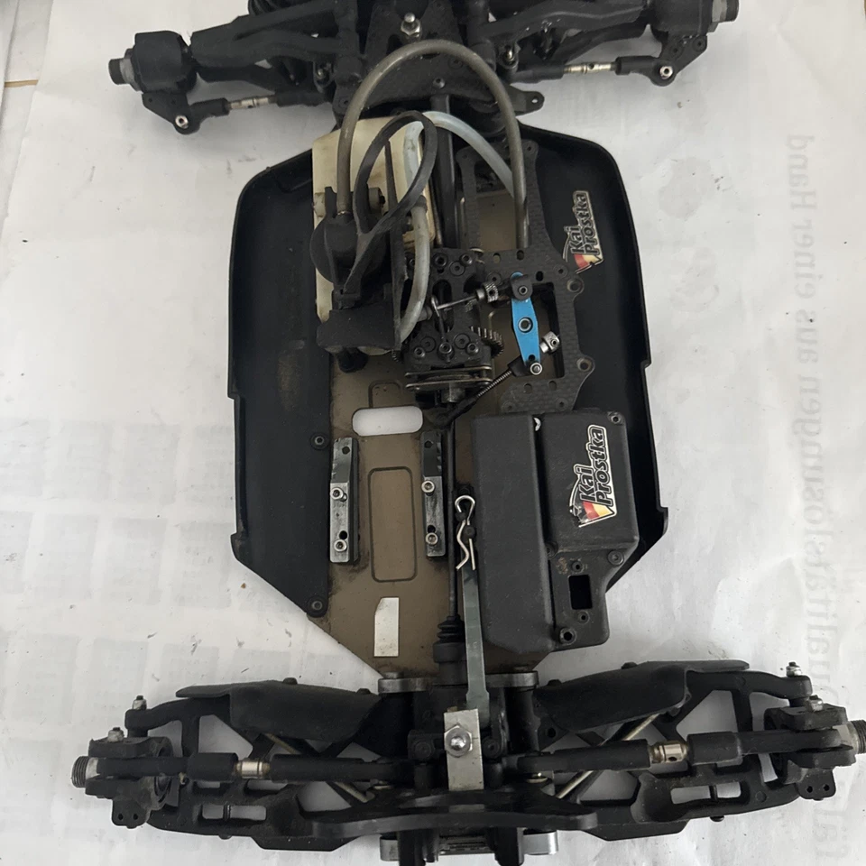 🏁 XRAY XB8 – Buggy für Schrauber ,als teilepsket , nicht vollständig - Bild 2 von 4