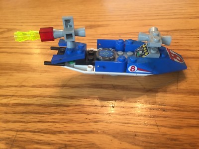 lego blue boat