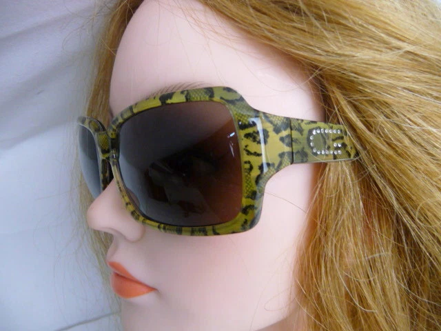 SOLAIRES GUESS monture d cor savane logo