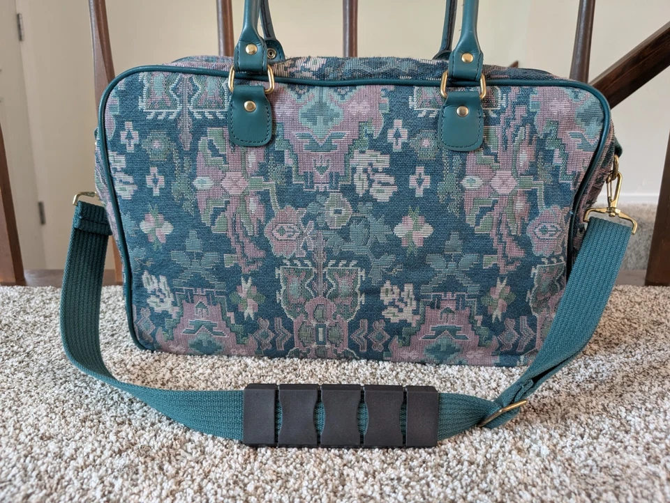 VTG American Tourister Green Tapestry Travel Bag Overnight Suitcase 18" x13" NOS - Image 4 of 4