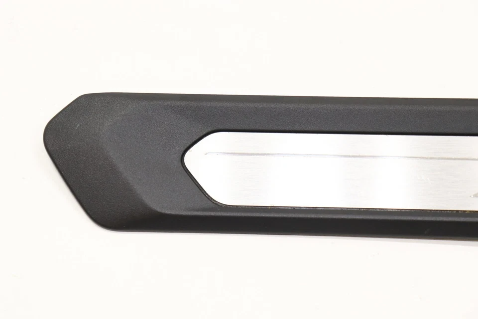 BMW X4 2019 placa de umbral Foto 4 de 4