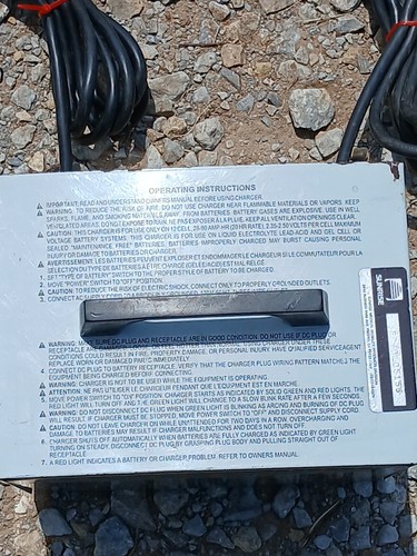 Lester Electric 24V Dual Mode Automatic Battery Charger 18350 (TESTED GOOD) GUC. - Picture 5 of 9