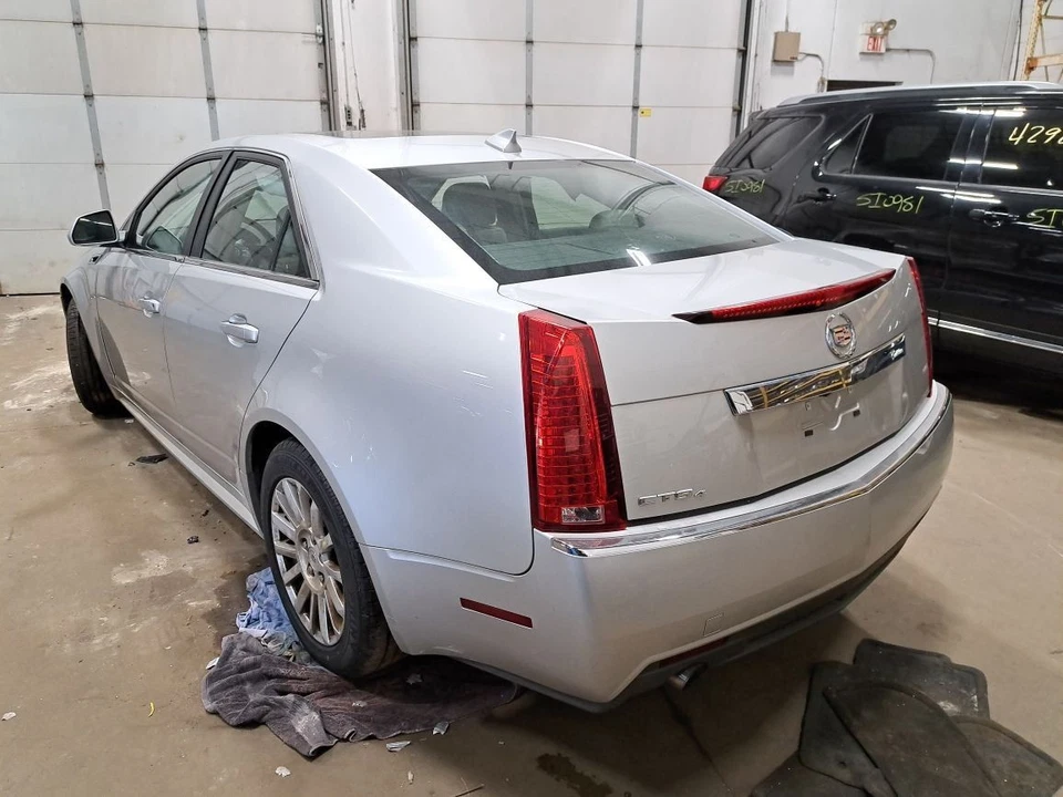 Cilindro maestro de freno 2012 Cts Sku#4246671 Foto 3 de 4