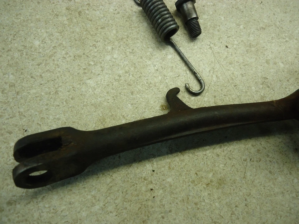 Honda Shadow VT700 1983 1984 1985 SOPORTE LATERAL VT700C VT 700 soporte OEM Foto 4 de 4