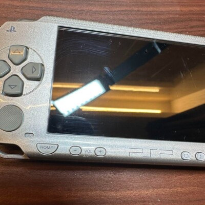 Sony PSP 1000 Launch Edition 500GB Silver Handheld System Sony PSP 1000 Launch Edition 500GB Silver Handheld System