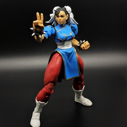 New Capcom Street Fighter IV 20th Anniversary CHUN-LI Action Figure New in Box - Picture 3 of 4