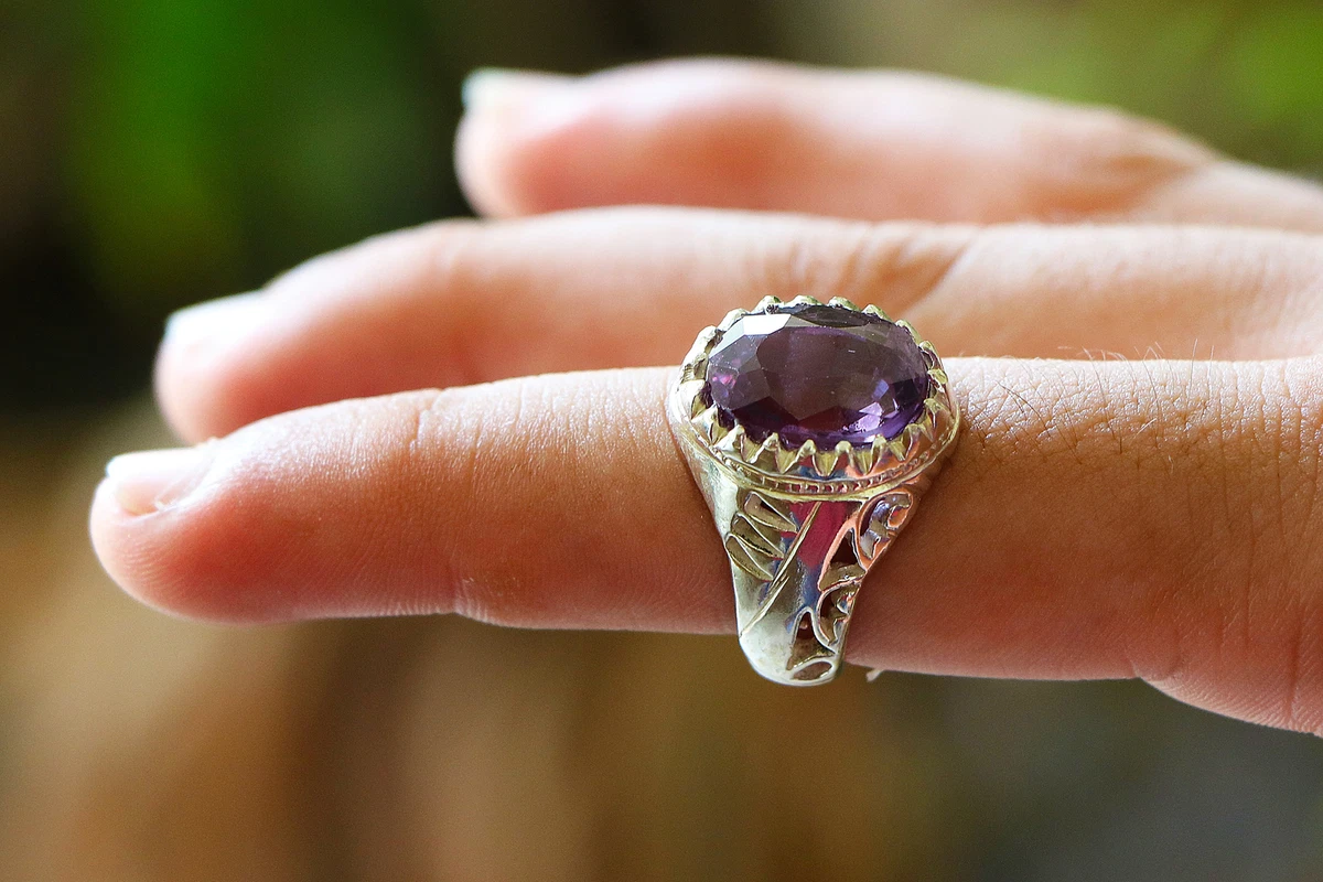 Natural alexandrite mens ring deals