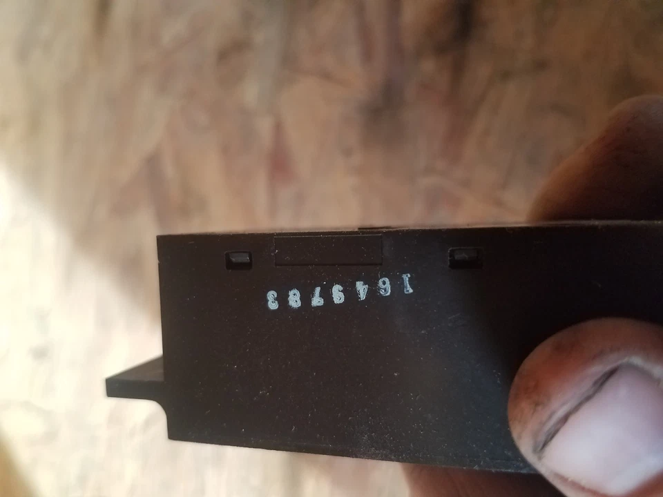 1988-91 Buick Reatta Riviera Delay Wiper Switch Front and Rear Defrost - Изображение 3 из 3