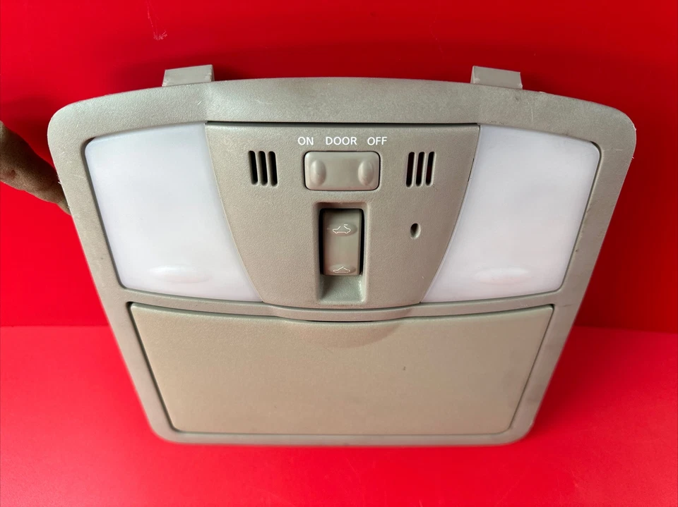 Infiniti G37 2008-2012 consola aérea almacenamiento domo mapa luz lámpara 26430-JK060 Foto 3 de 4