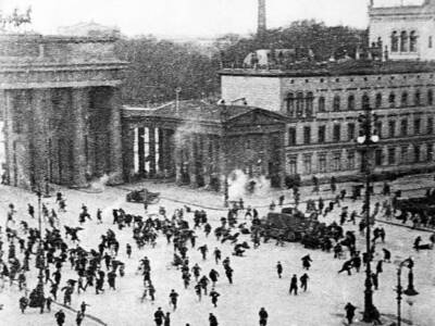 Germany Weimar Republic Kapp Putsch Putschists shooting at demo- 1920 Old Photo
