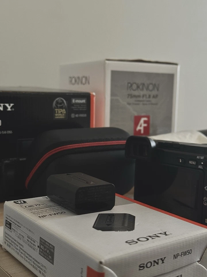 sony a6400 with lens - Image 3 of 4