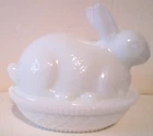 VTG WHITE GLASS MILKGLASS BUNNY RABBIT ON NEST BASKET CANDY DISH W/LID ak