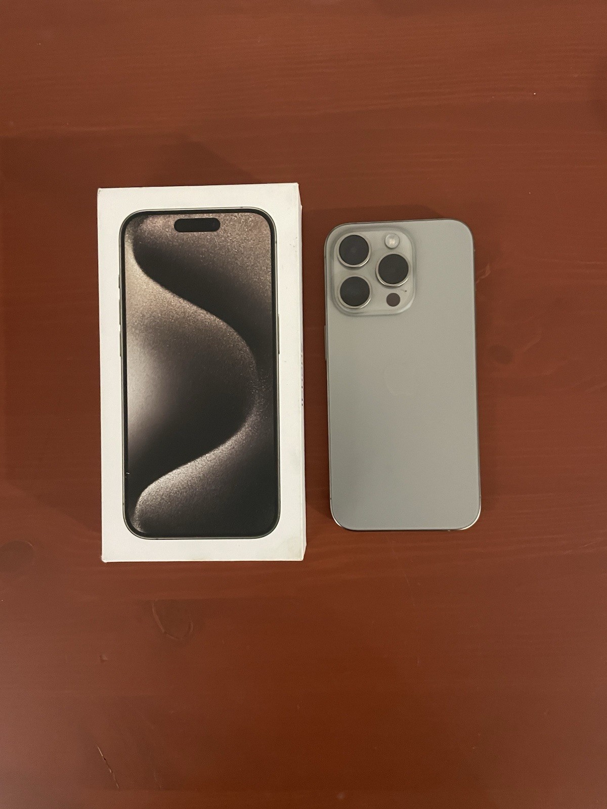 Apple iPhone 15 Pro - 128 GB - PERFETTE CONDIZIONI / PERFECT CONDITIONS