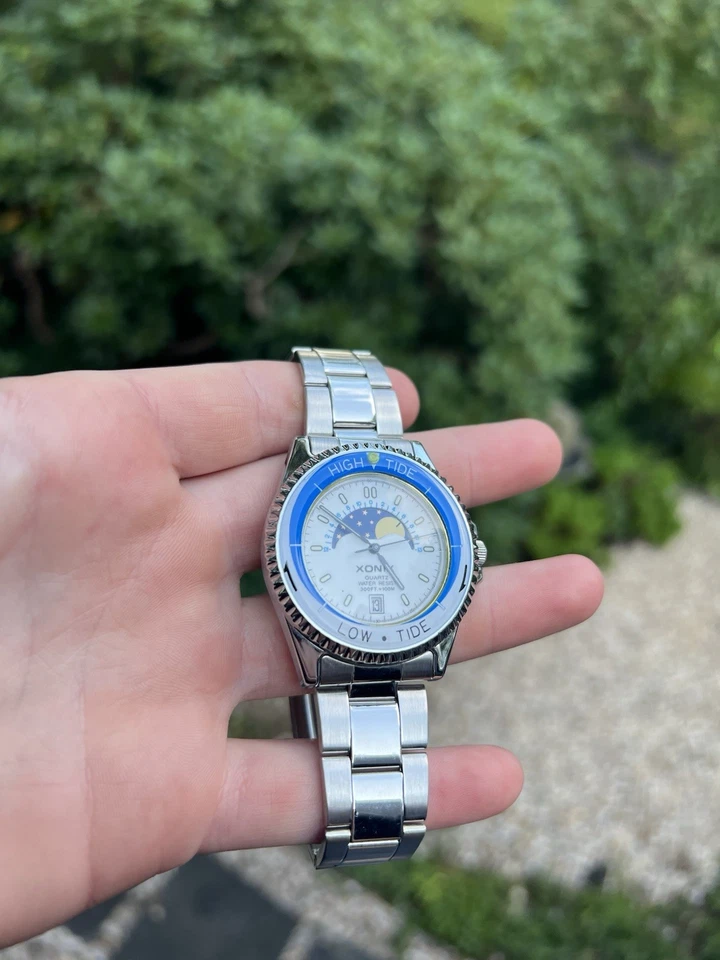 Reloj de acero vintage Xonix fase lunar TIDE bisel y fecha para hombre 100 m buceo Y142B Foto 2 de 4