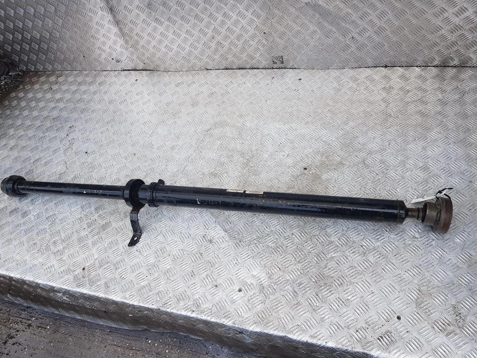 Árbol de transmisión delantero AUDI A6 4G0521101K 3.0 DIÉSEL 7 VELOCIDADES AUTOMÁTICO MK4 C7 2015 Foto 2 de 4