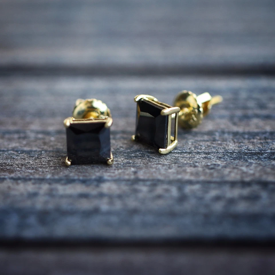 Pequeños aretes de ónix negro hip hop de plata de ley 925 enchapados en oro de 14k para hombre Foto 3 de 4