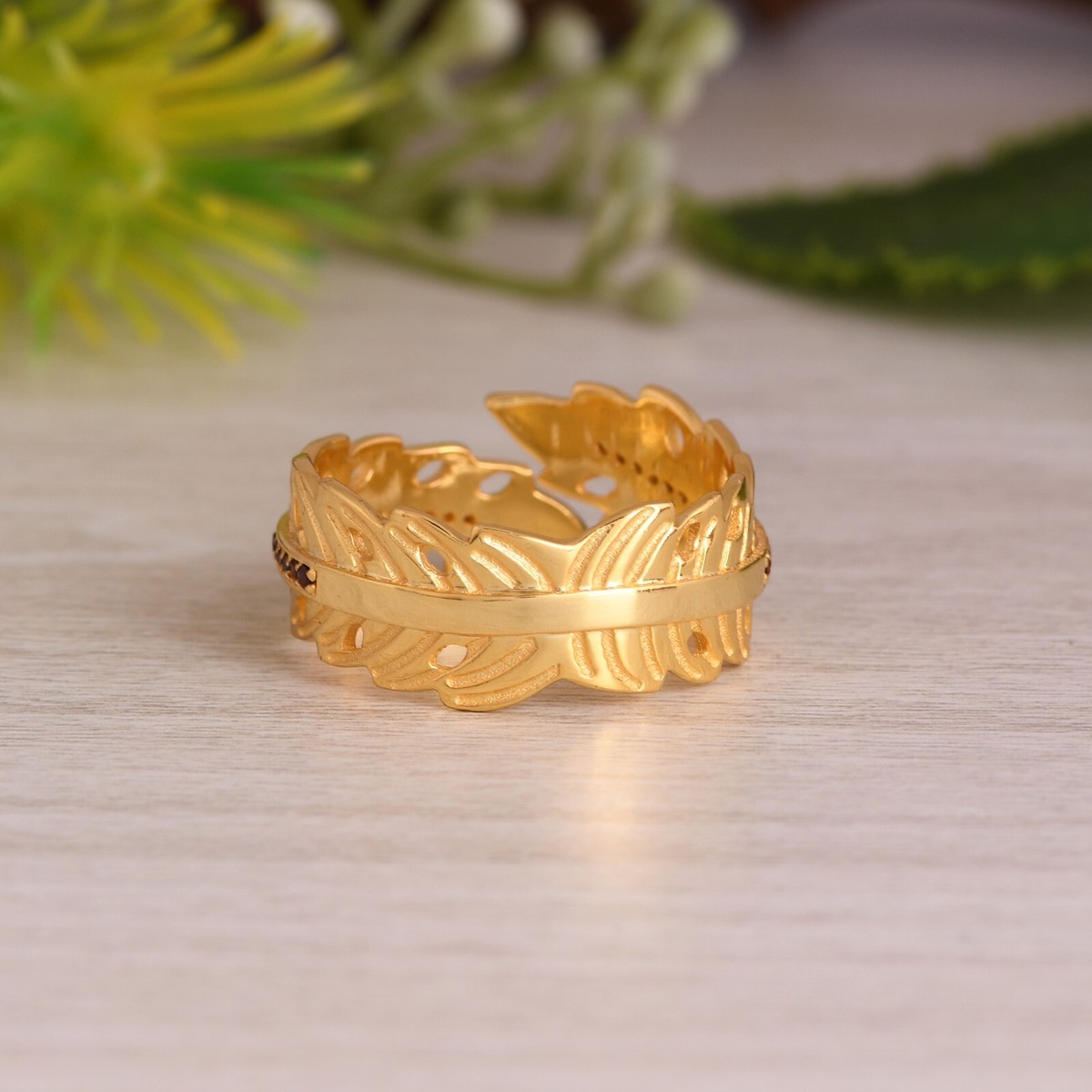 18KRVリング Cubic Zirconia Four-Petal Flower Stud Earrings in 10K Gold