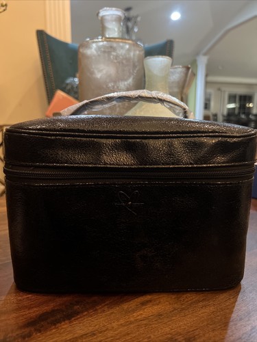 VICTORIAS SECRET TRAVEL COSMETIC TRUNK CASE BLACK METALLIC W BONUS CASE BNWT - 第 1/10 張圖片