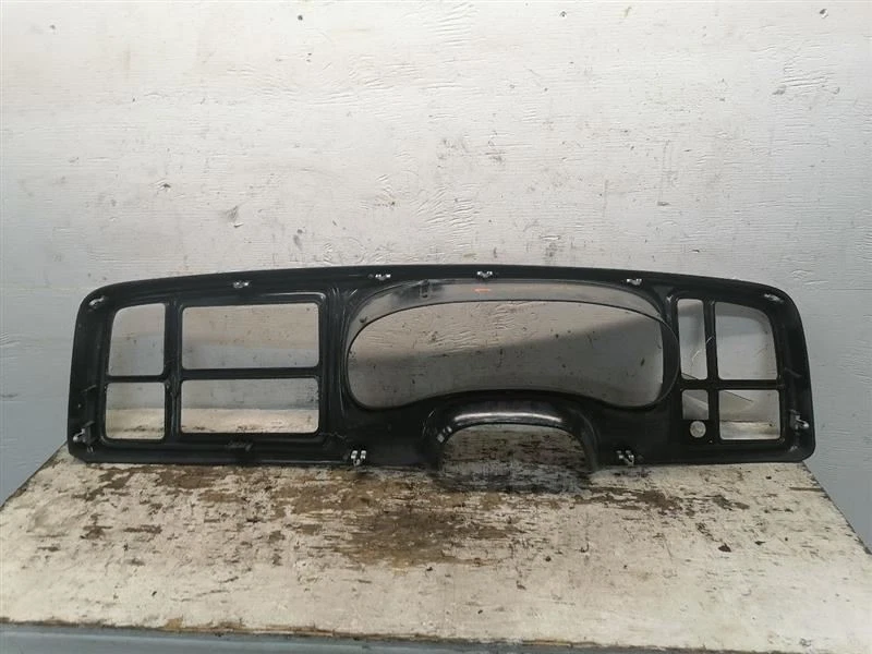 Bisel de tablero de radio negro para YUKON XL1500 2001 758923 Foto 2 de 4