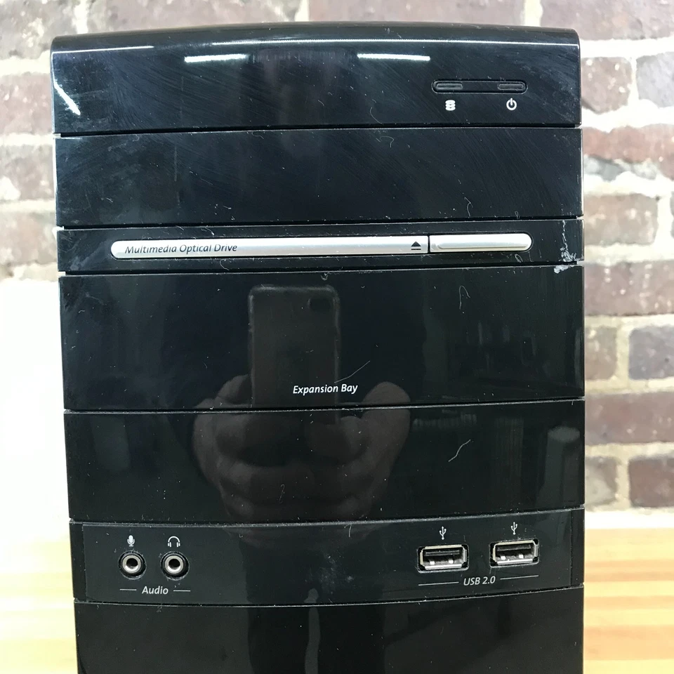 Compaq Presario Desktop AMD Sempron 2.70GHz 4GB RAM (Windows 7 Pro 32-Bit) - Image 3 of 4