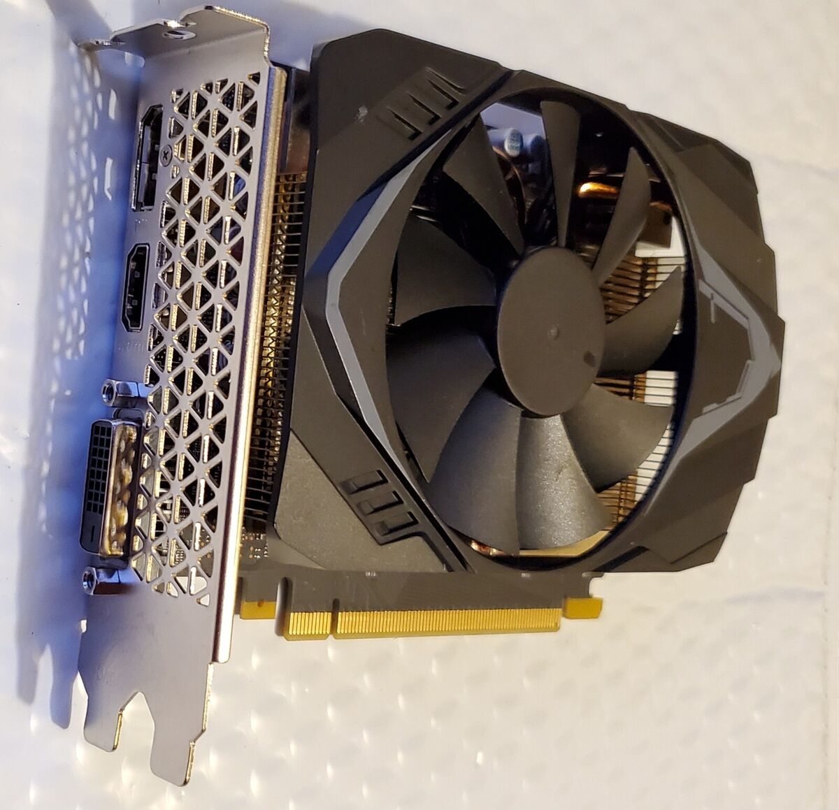 nVidia GeForce GTX 1660 6GB GDDR5 192-Bit 4K GPU PCI-E 3.0 nVidia GeForce GTX 1660 6GB GDDR5 192-Bit 4K GPU PCI-E 3.0