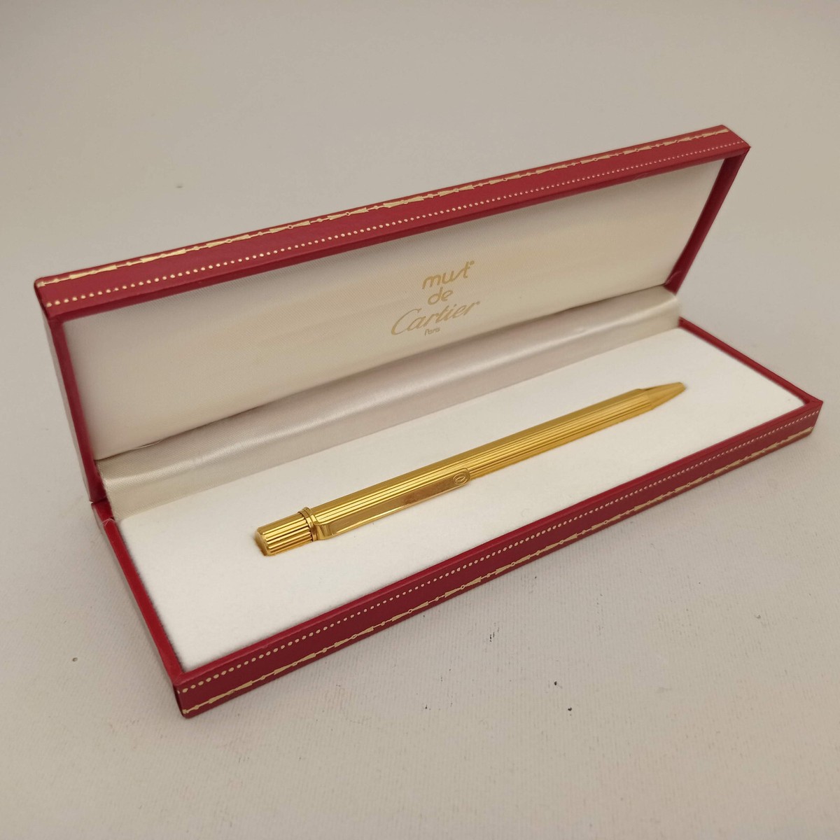 Cartier le must ボールペン ゴールド Must De Cartier 18k Gold Plated Trinity Pen ST150090 STYLO