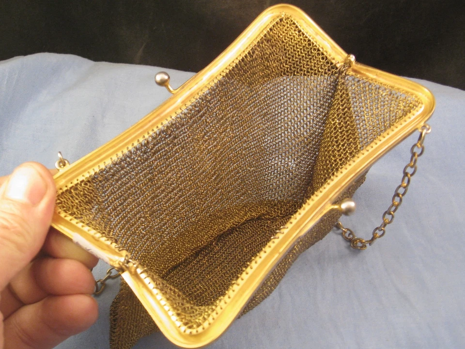 STERLING SILVER ORMOLU ANTIQUE CHAIN MESH PURSE BAG HANDBAG MURRLE BENNET 1910 - Image 4 of 4