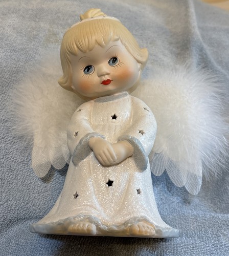 8” Angel With Fiber Optic Wings Christmas Angel With Beautiful Eyes - Picture 3 of 7