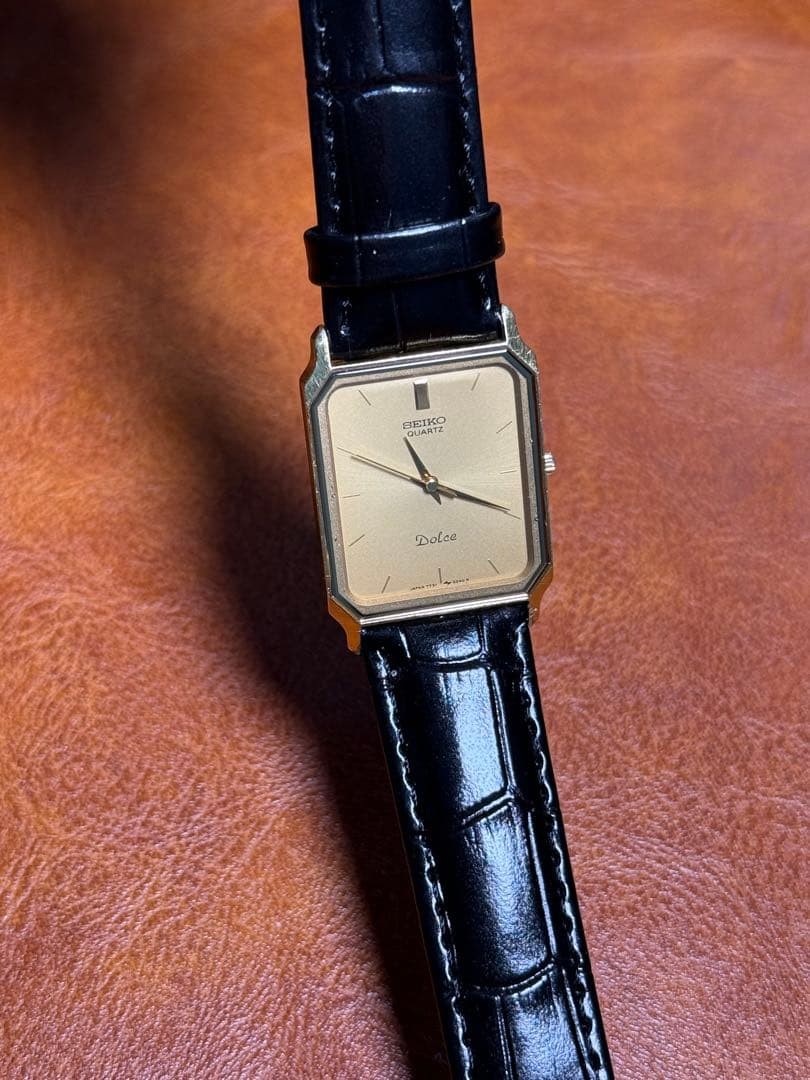 A119 SEIKO DOLCE Rectangular 80's - image 8