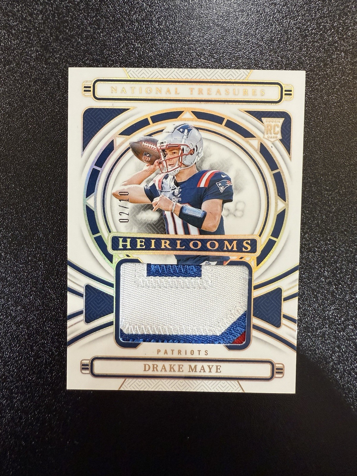 2024 Panini National Treasures Drake Maye Rookie Jersey Patch Gold /10 Heirlooms