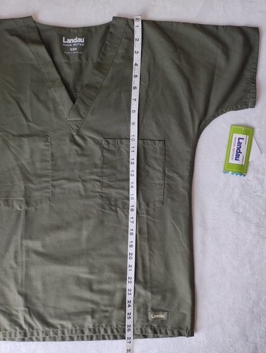 Neu mit Etikett Landau Made Better Damengröße Extra Small XS Peeling-Top dunkelgrün mit Taschen - Bild 2 von 6