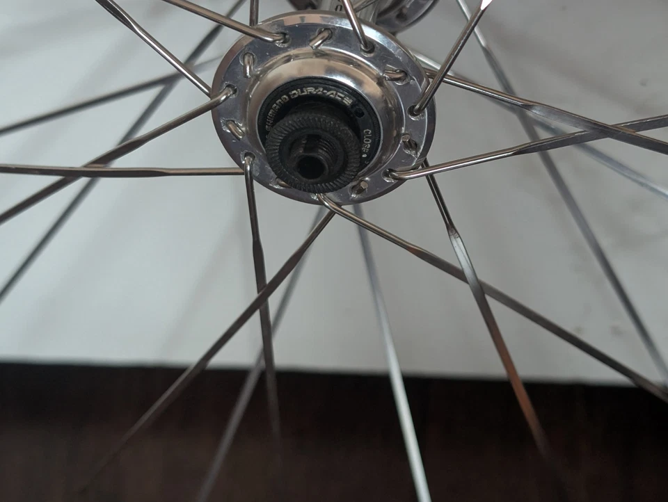 VINTAGE Shimano dura ace mavic open 4cd clincherFRONT WHEEL - Near NOS Condition - Image 3 of 4
