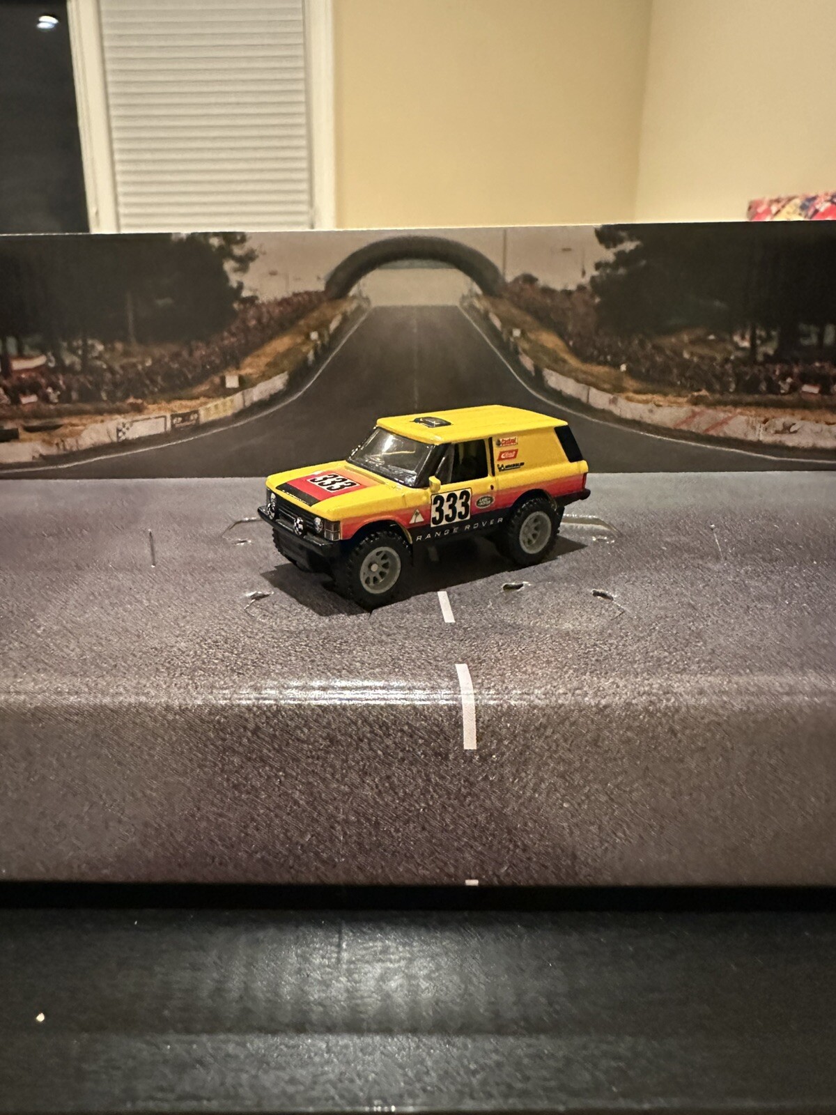 Hot Wheels 1 64 Range Rover Classic 333 HW Off Road Loose Car