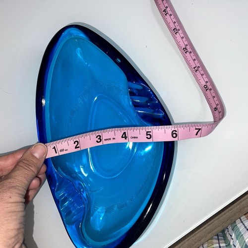 L.E. Smith Ash Tray Blue Glass Free Form Vintage MCM Mid Century Modern Design - Picture 7 of 9