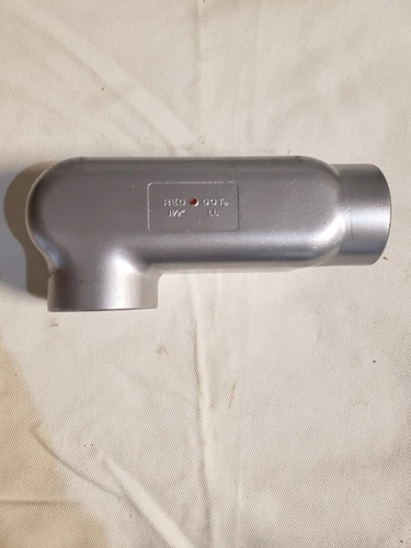 Condolette Conduit Body 1 1/2" LL Red O Dot