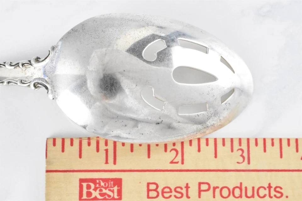 Cuchara para servir perforadora de plata de ley de 8-3/4" barroca española de caña y cartón (1965) Foto 2 de 4