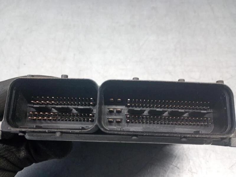 55198054 centralina motore per OPEL ASTRA H GTC (A04) 1.9 CDTI 16V (L08) 5309428 - Immagine 3 di 4